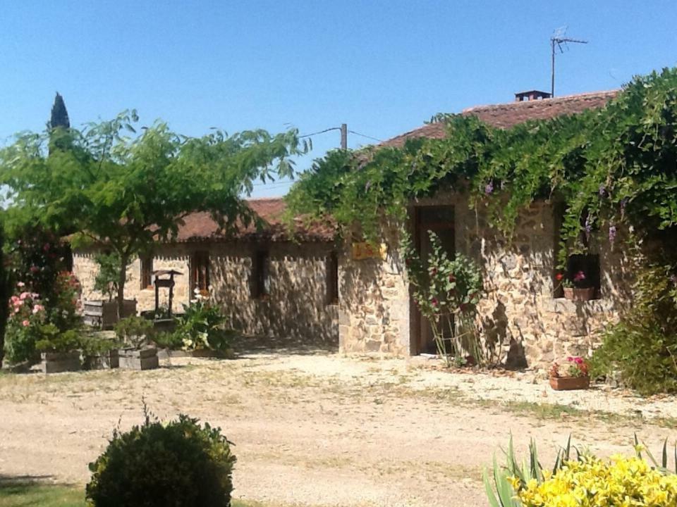 la raymondiere Vernoux-en-Gâtine Esterno foto